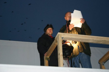 nein, es sind keine Geier, die da über uns kreisen...